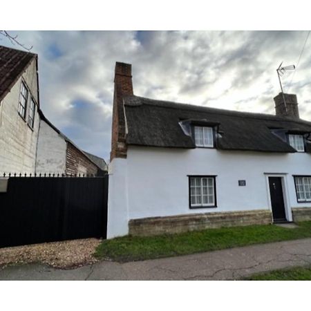 Two Storey Annex Cottenham Extérieur photo